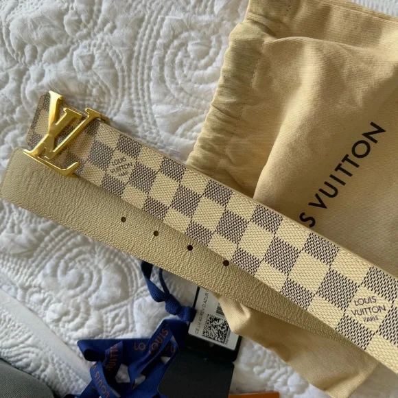 Louis Vuitton Damier Azur Canvas Belt With A Gold Tone Buckle Reversible - Picture 10 of 11